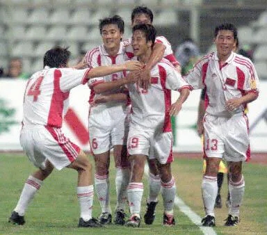 于根偉進球十強賽_中國男足2001年世界杯出線回顧_世界杯中國足球歷史最好成績