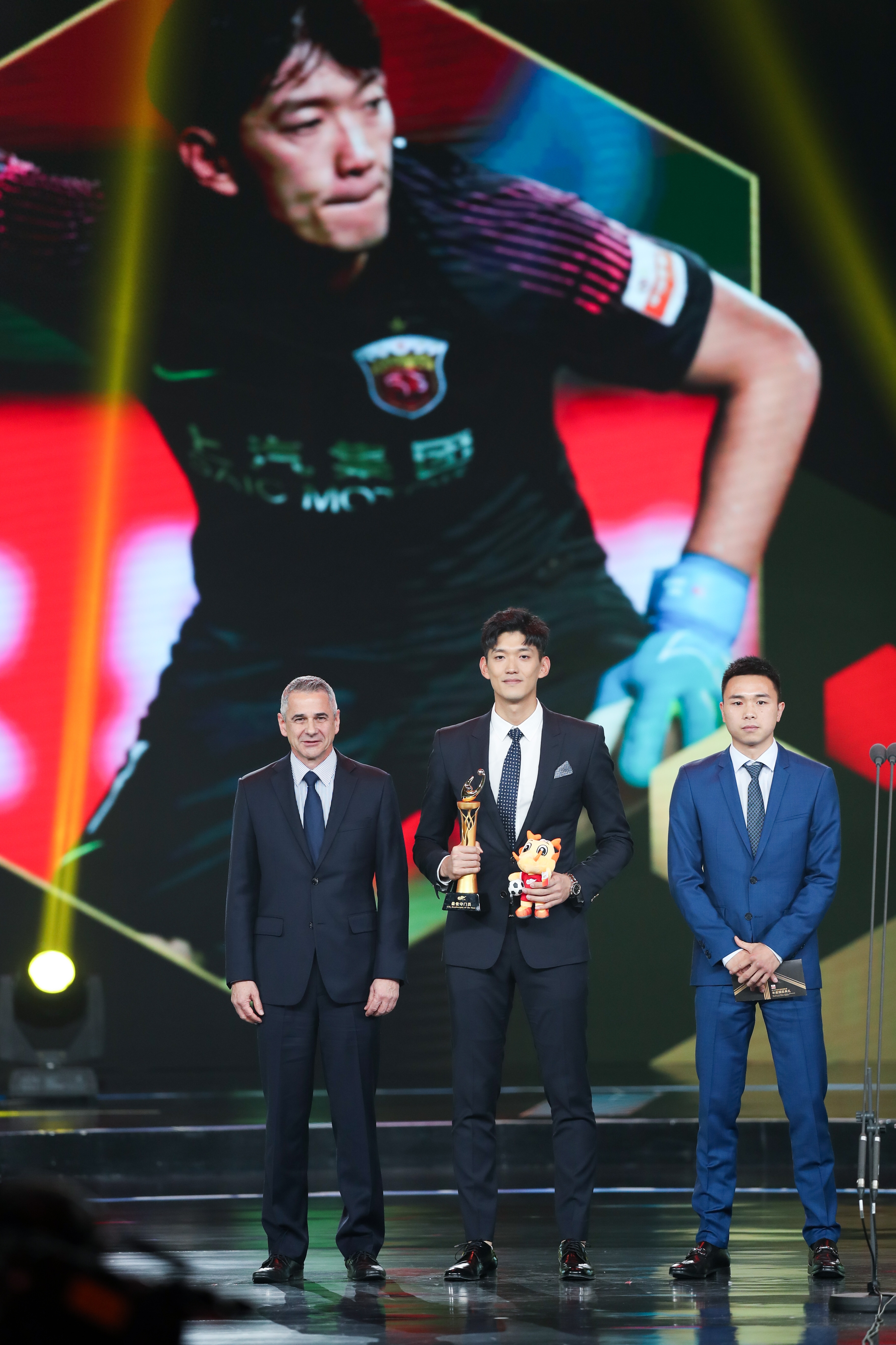 足球——2019賽季中超聯賽頒獎典禮在滬舉行