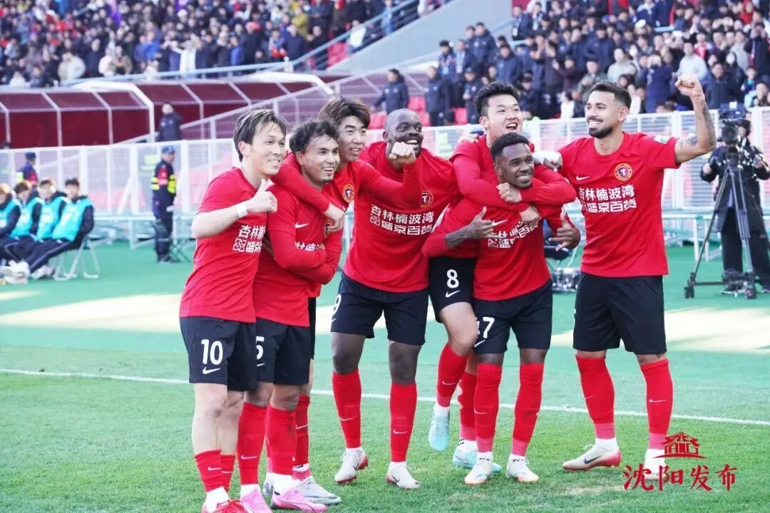 球隊狀態(tài)越來越好，吸引更多贊助商、球迷支持！遼寧鐵人成中超亮眼新勢力