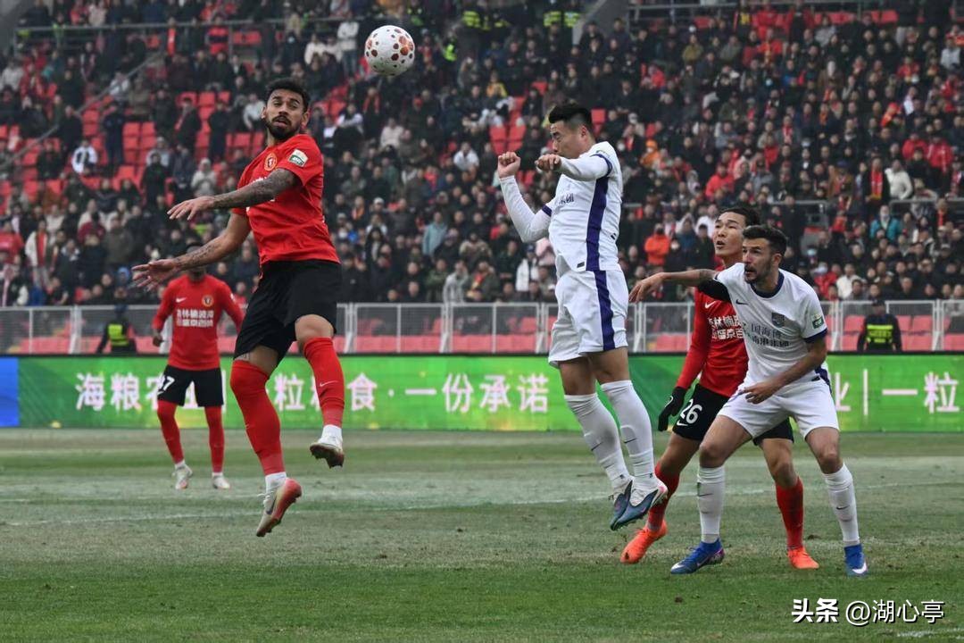 2026賽季中超聯(lián)賽 積分榜_2026賽季中超聯(lián)賽第15輪 遼寧鐵人3比2上海海港 熱菲尼奧絕殺世界波