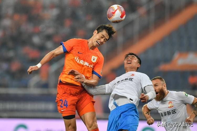 山東泰山三輪不勝分析_2026年中超聯賽_成都蓉城奪得中超半程冠軍