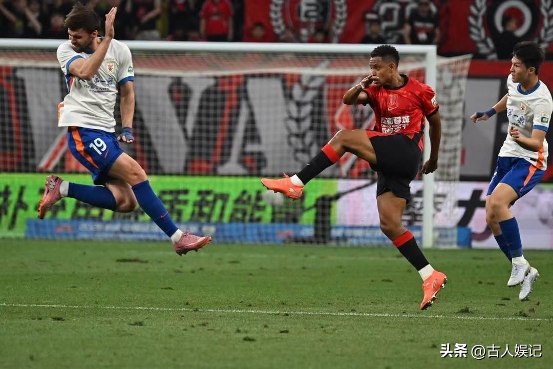 山東泰山三輪不勝分析_2026年中超聯賽_成都蓉城奪得中超半程冠軍