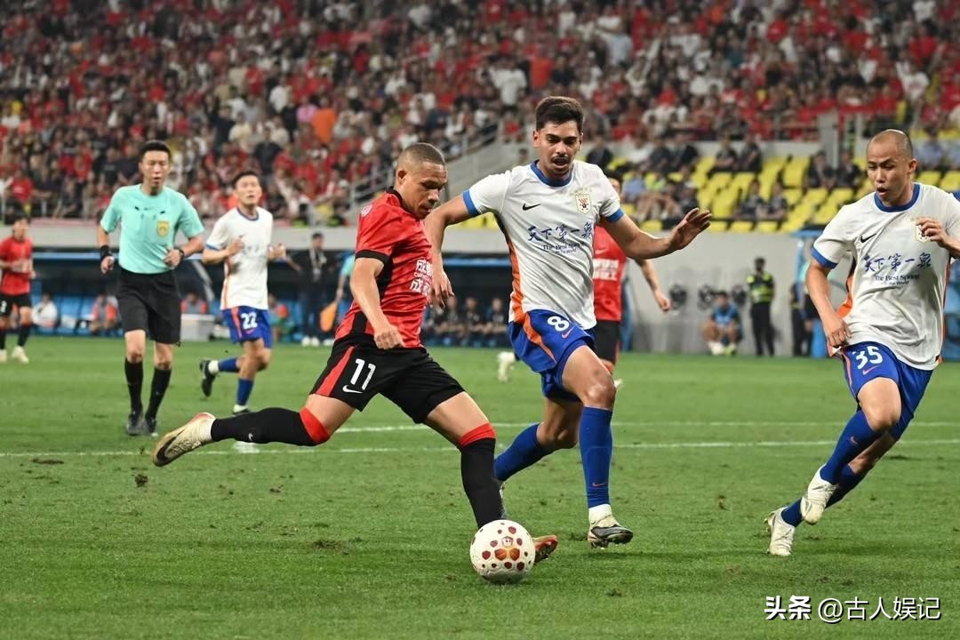 2026年中超聯賽_成都蓉城奪得中超半程冠軍_山東泰山三輪不勝分析