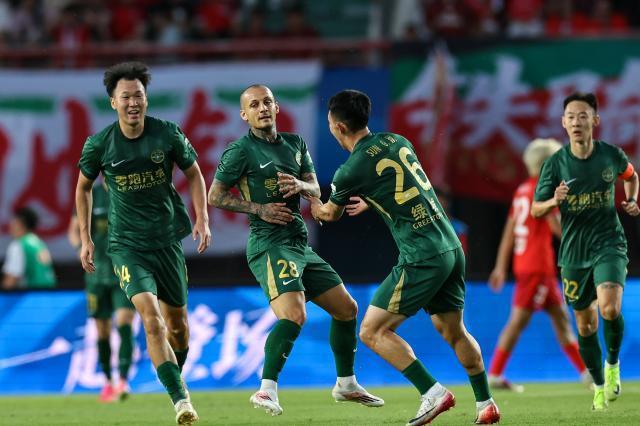 2026中超聯(lián)賽23輪山東魯能上半場(chǎng)_2026年怡寶中國(guó)足球超級(jí)聯(lián)賽山東泰山遼寧鐵人楠波灣3-2上海海港比賽進(jìn)程