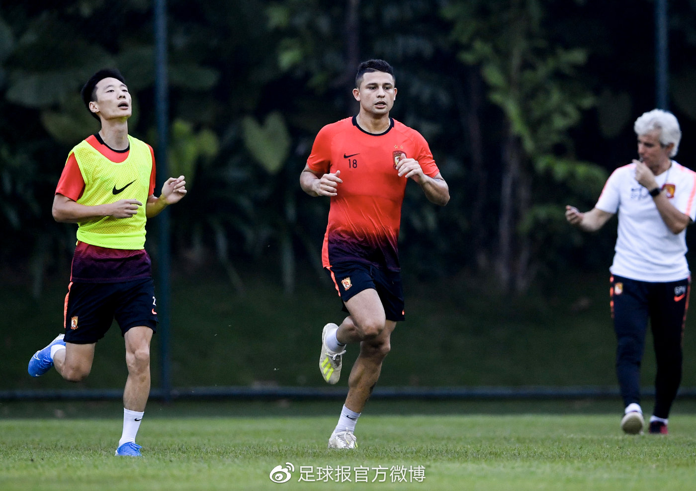 中國男足國家隊備戰2022卡塔爾世界杯亞洲區預選賽40強賽_中國足協公布國家隊35人名單備戰世界杯預選賽_國足沖擊世界杯歷史