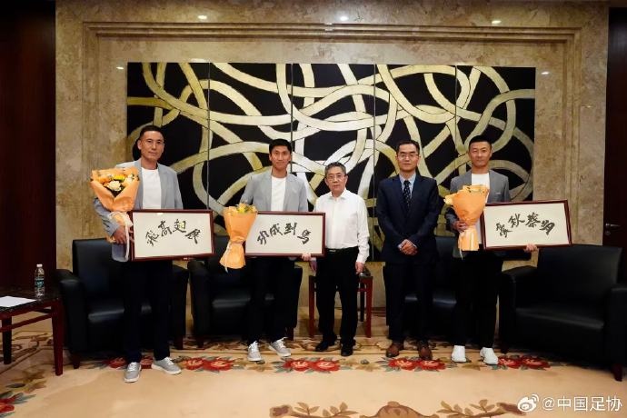 中國裁判世界杯歷史性時刻_中國男足征戰(zhàn)世界杯歷史_馬寧世界杯首次執(zhí)裁
