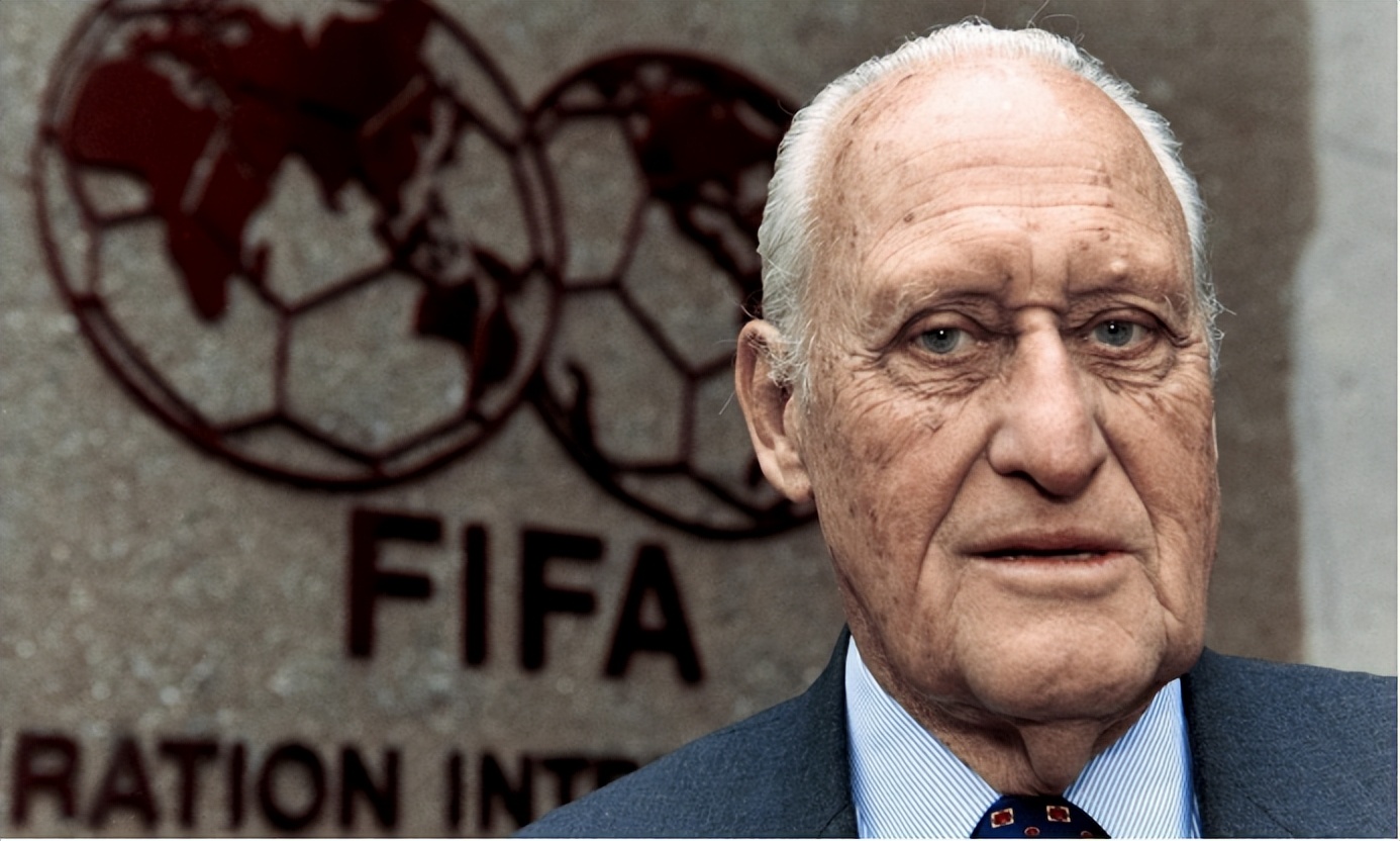 世界杯商業化歷史_耐克阿迪世界杯歷史_FIFA世界杯商業收入演變